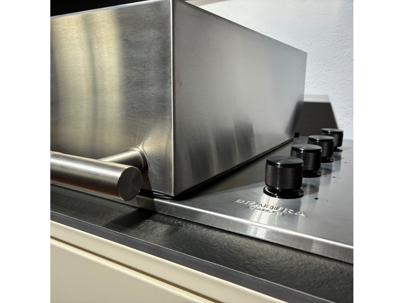 Grelhador Brabura Box-Q em Aço Inoxidável