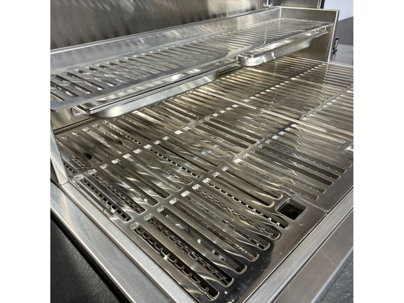 Grelhador Brabura Box-Q em Aço Inoxidável