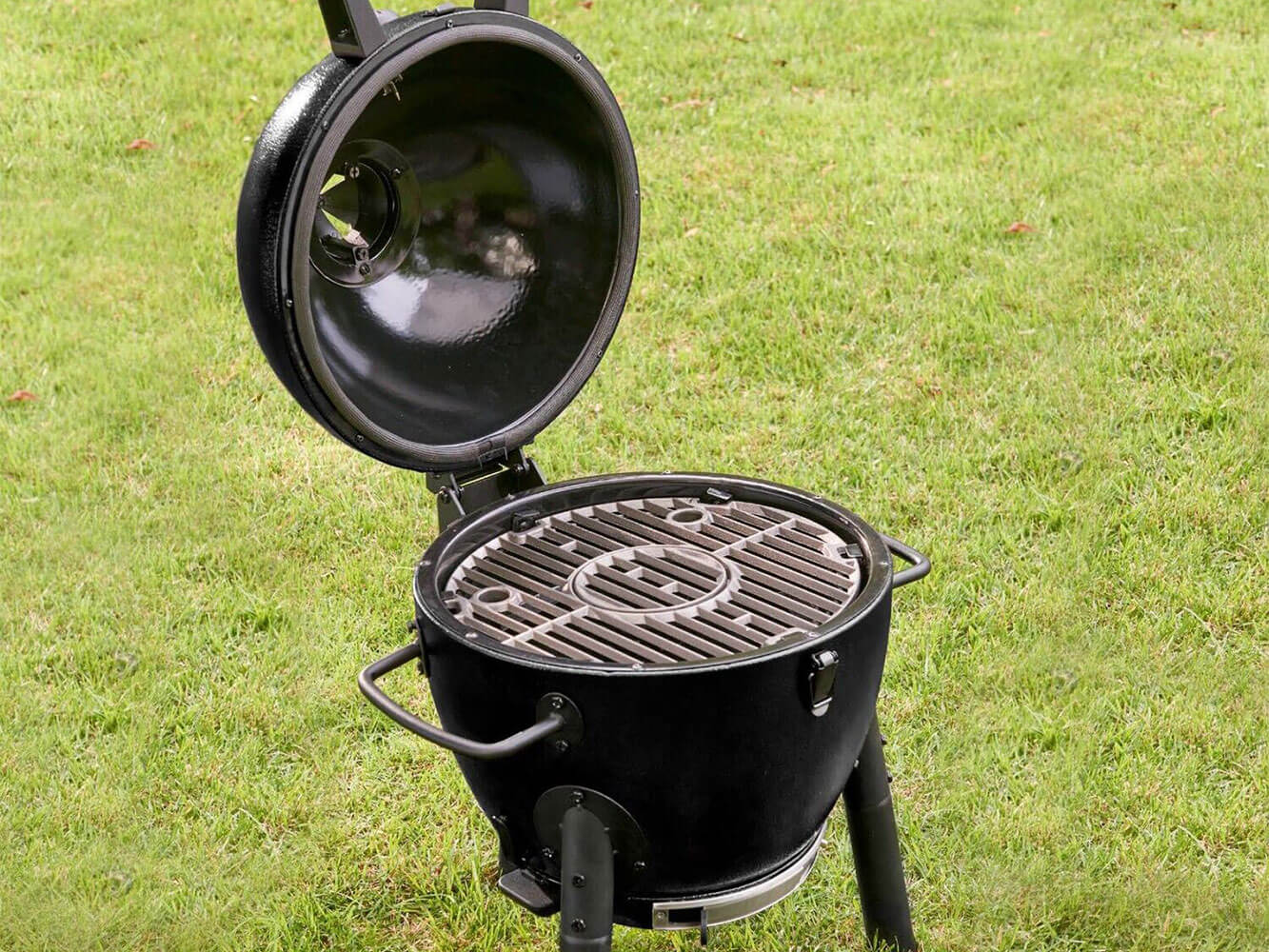 Char-Griller Akorn Jr. Kamado Char-Griller Akorn Jr. Kamado
