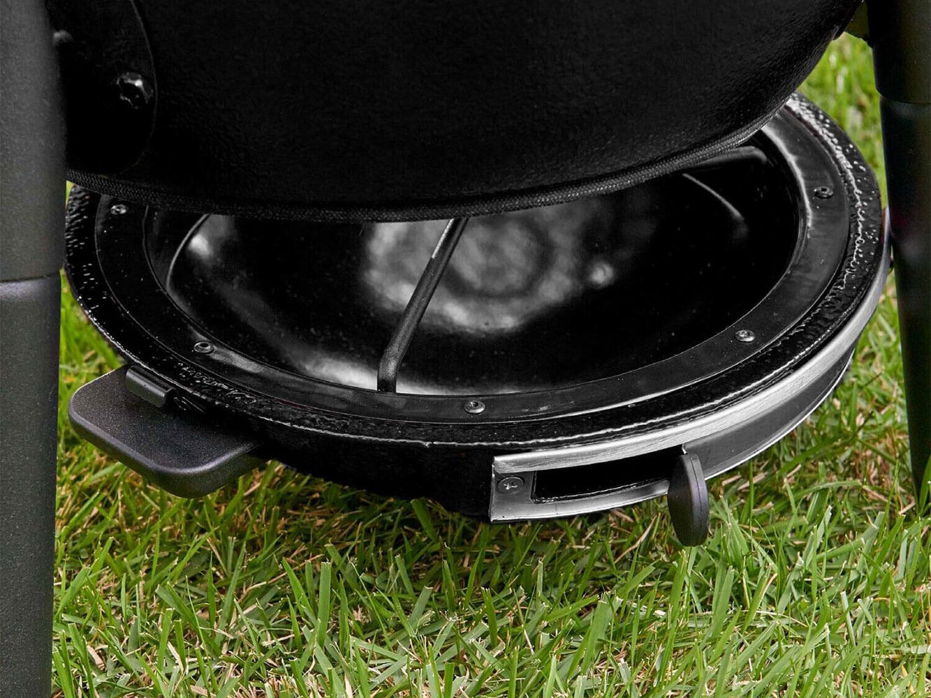 Char-Griller Akorn Jr. Kamado Char-Griller Akorn Jr. Kamado