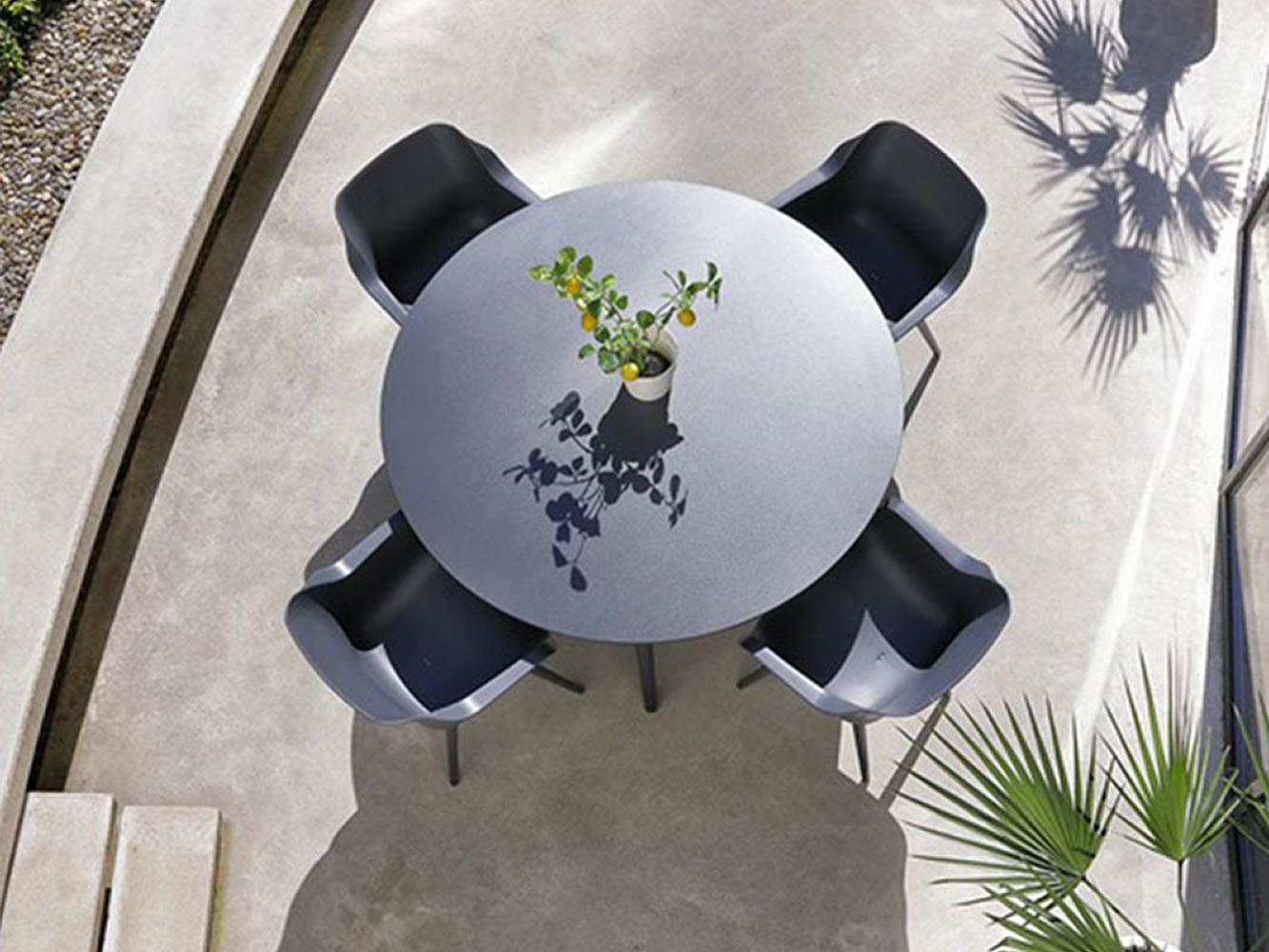 Cadeirão Sophie Studio Cadeirão Sophie Studio