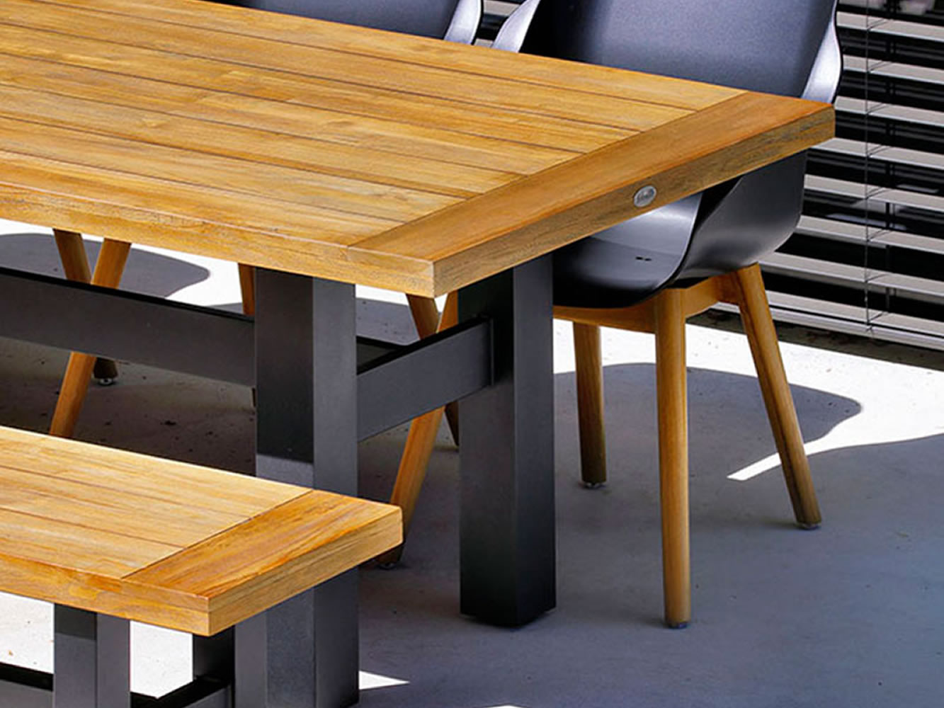 Mesa Yasmani 180 x 95 Mesa Yasmani 180 x 95