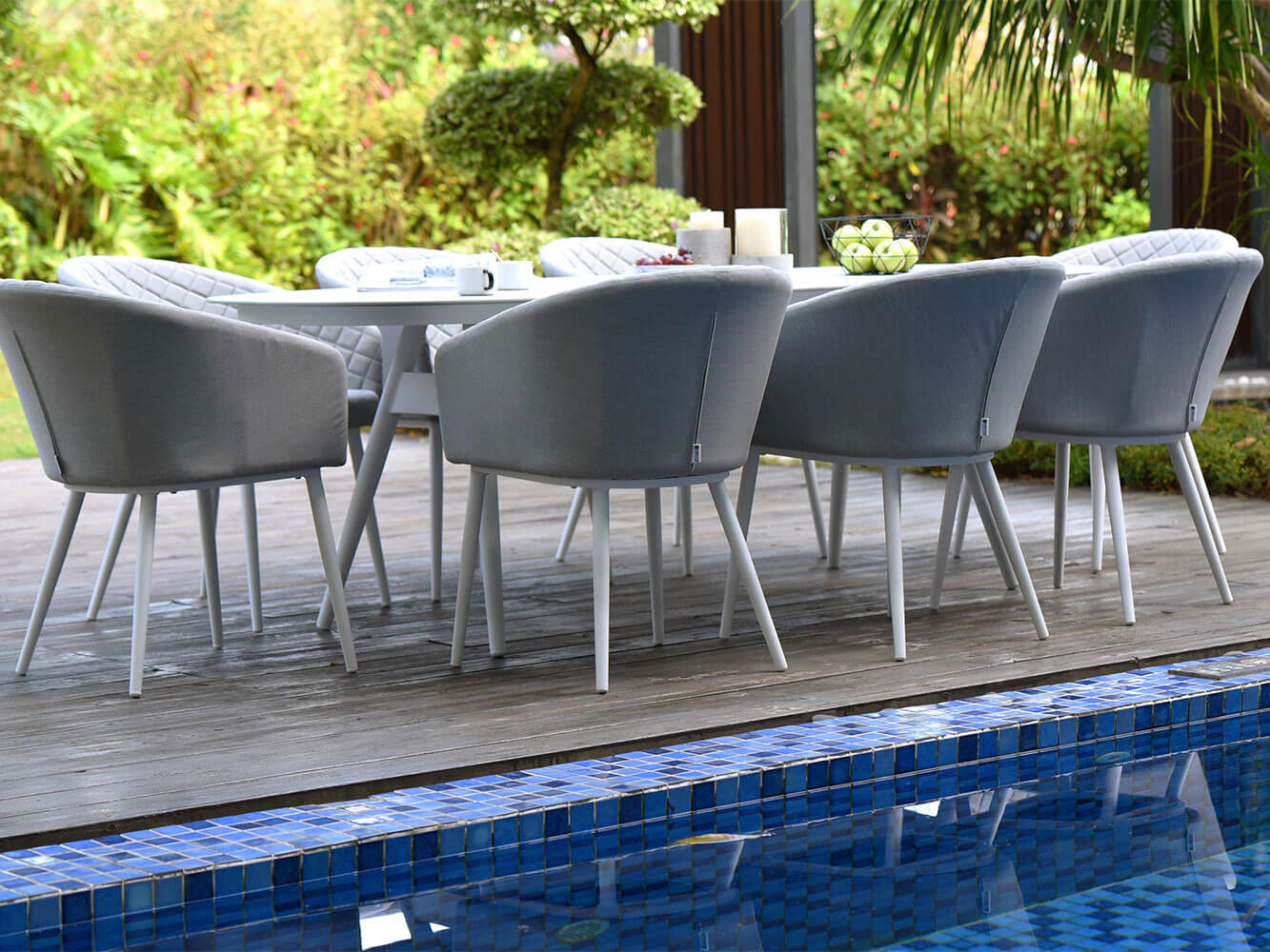 Conjunto de Jantar Oval Napoli com 8 Lugares