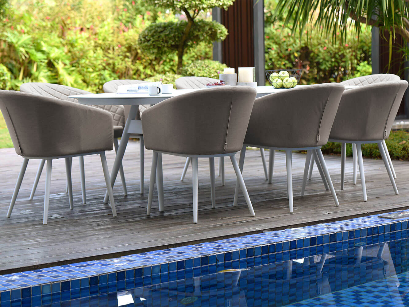 Conjunto de Jantar Oval Napoli com 8 Lugares