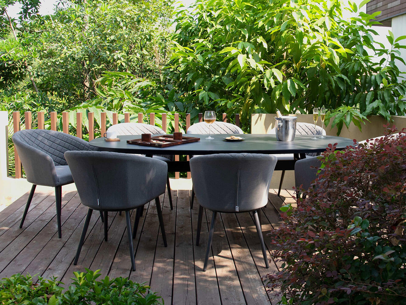 Conjunto de Jantar Oval Napoli com 8 Lugares