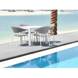 Conjunto de Jantar Quadrado Nuoro com 4 Lugares
