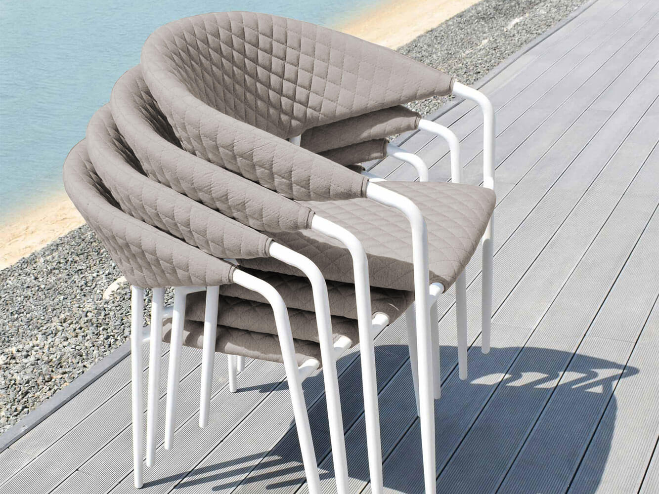 Conjunto de Jantar Quadrado Nuoro com 4 Lugares