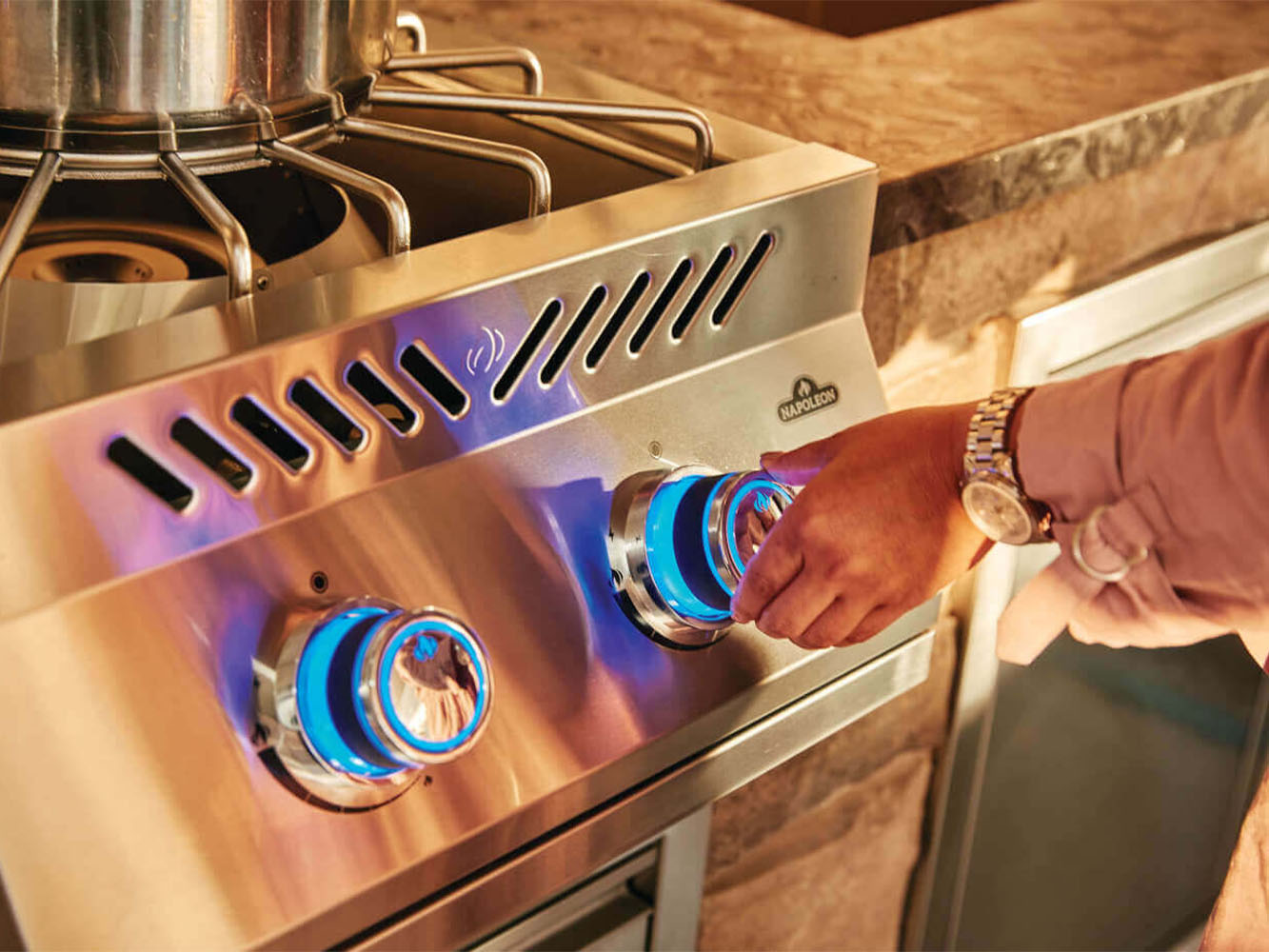 Napoleon Quemador Potente Integrado Serie 700