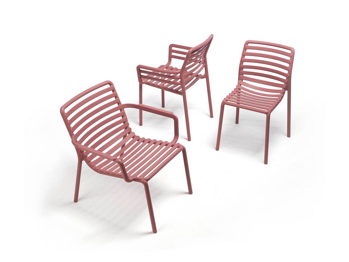 Cadeira com Braços Doga